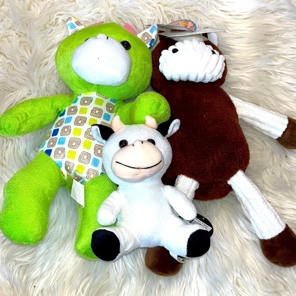 Set of 3 plush cows. NWT. 8”-15” tall. Fast shipping.
